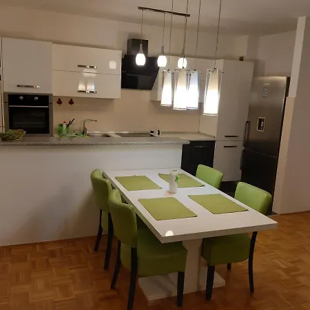 Apartman Irac * Tuzla